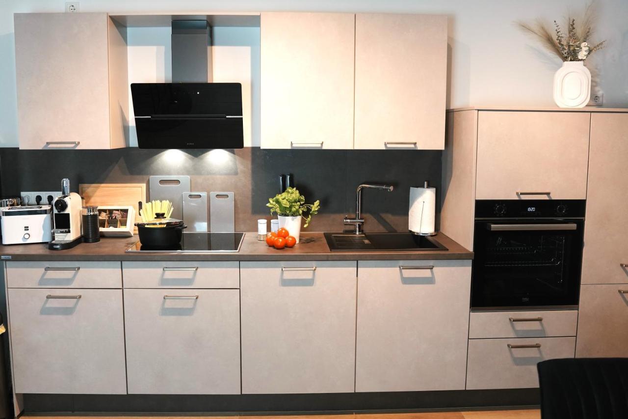 Kamin, Parkplatz, Balkon, Stilvolles Zuhause,Grosszuegig Apartment Paderborn Ngoại thất bức ảnh