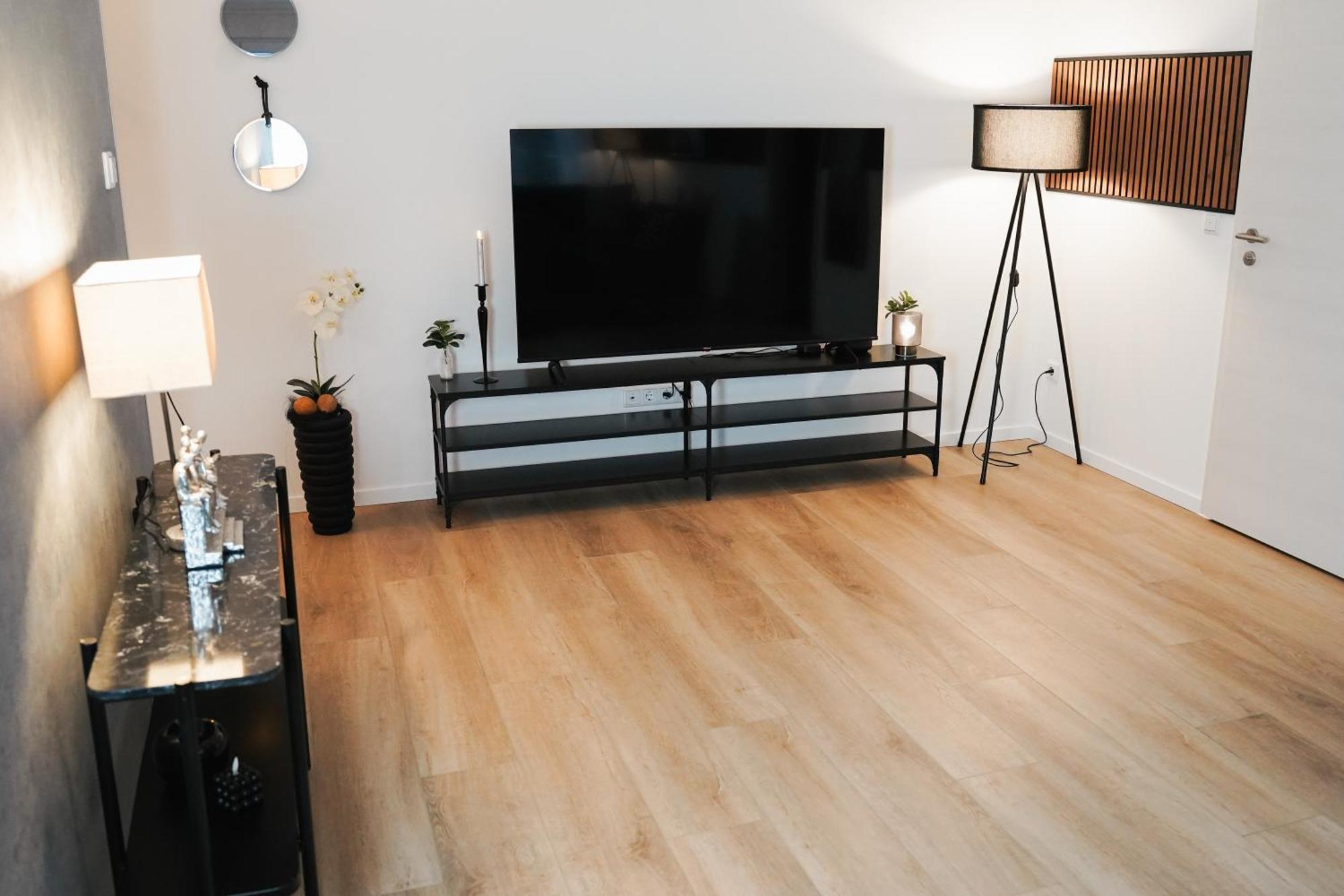 Kamin, Parkplatz, Balkon, Stilvolles Zuhause,Grosszuegig Apartment Paderborn Ngoại thất bức ảnh